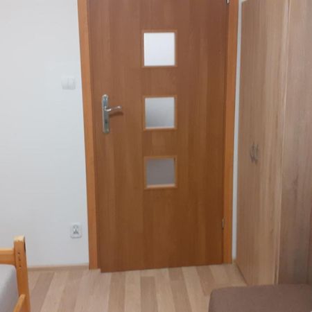 JasłoEnergy House公寓 外观 照片